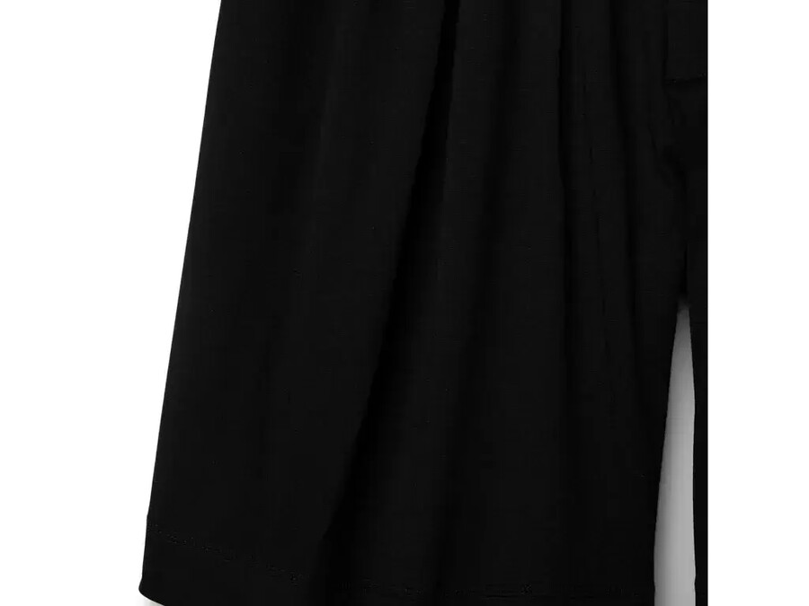 stickad shorts