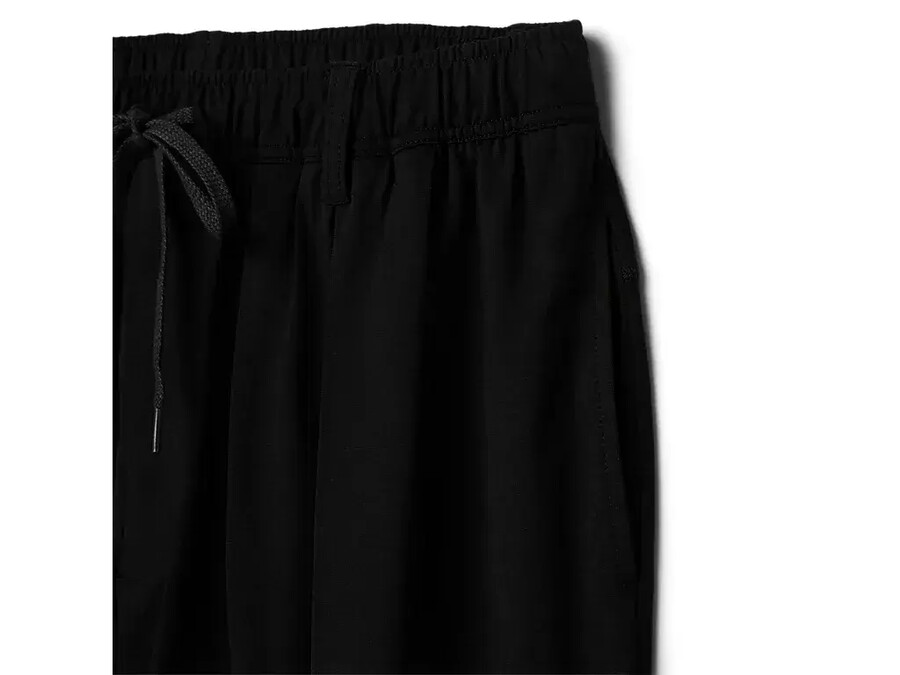stickad shorts