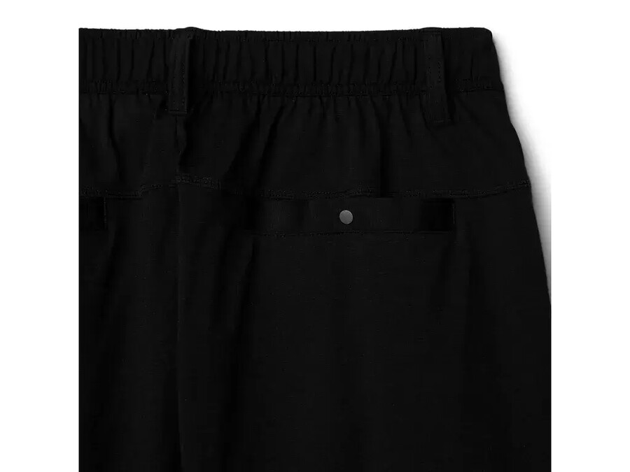 stickad shorts