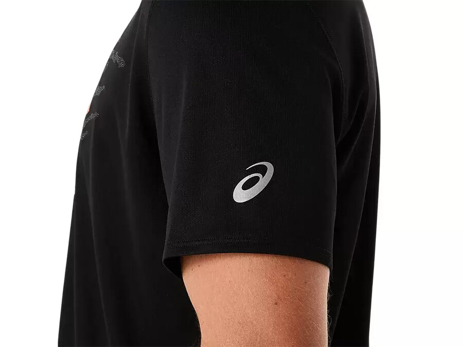 kortärmad topp med fujitrail-logotyp