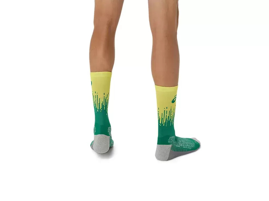 performance run sock crew
